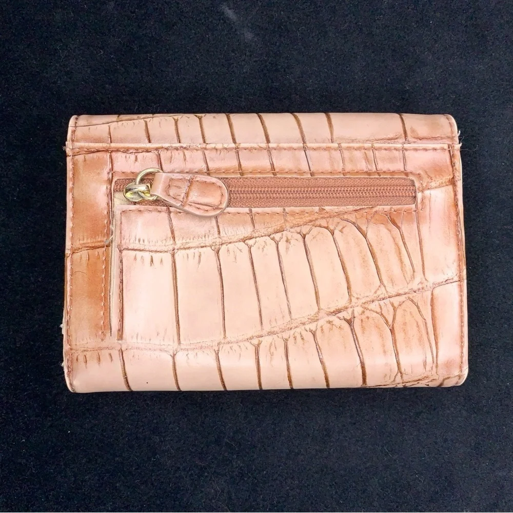 Liz Claiborne Tan Brown Faux Leather Wallet Folding Gold Vegan